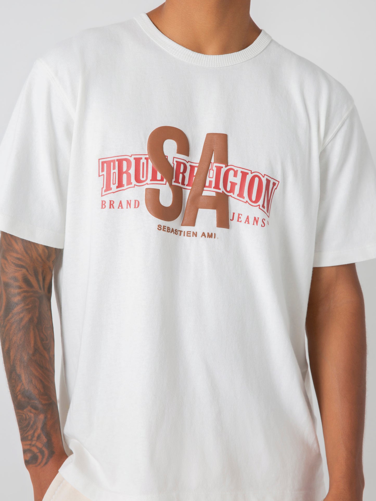 SATR COLLAB T-SHIRT : OFF-WHITE