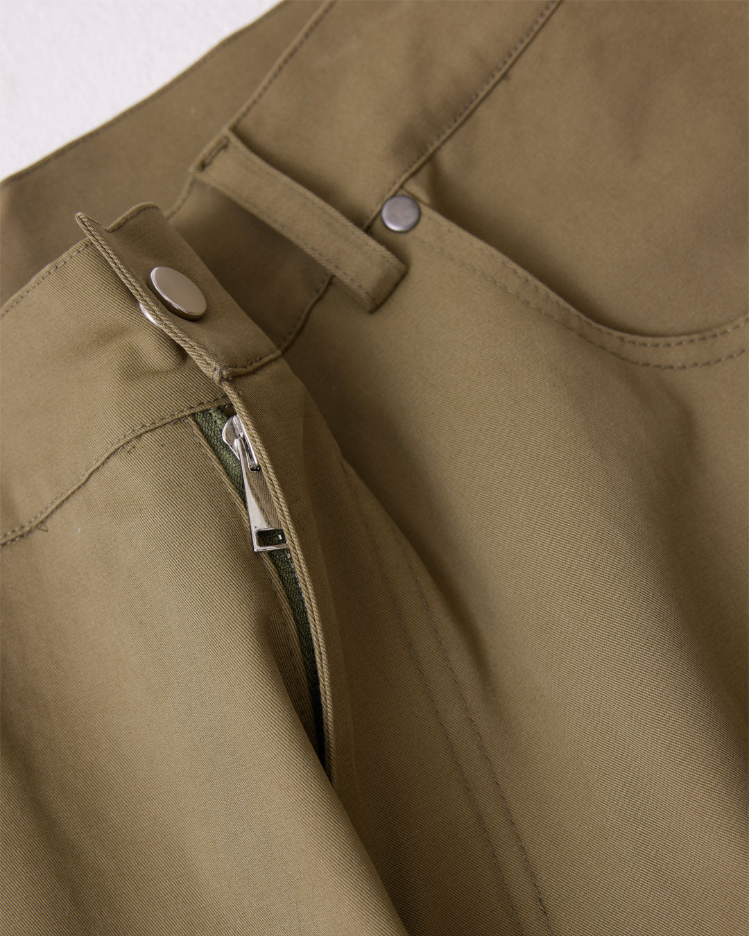 WARPED CARGO SHORTS : FATIGUE OLIVE