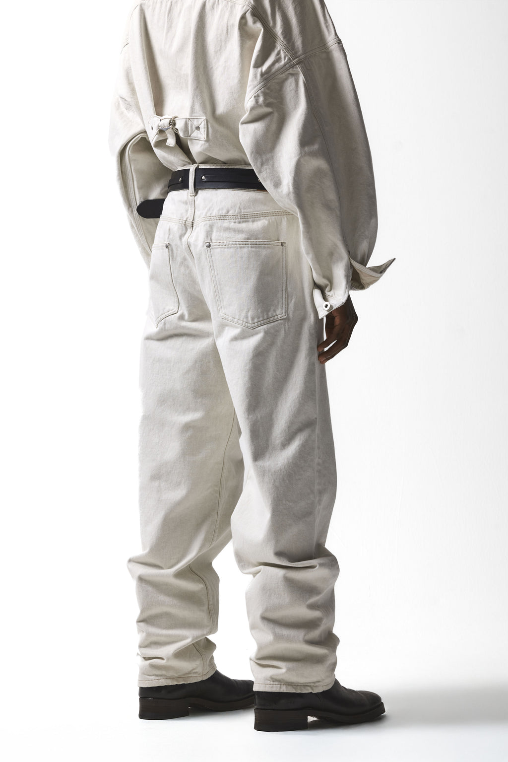 WORKER WIDE-LEG JEANS : CREAM WHITE