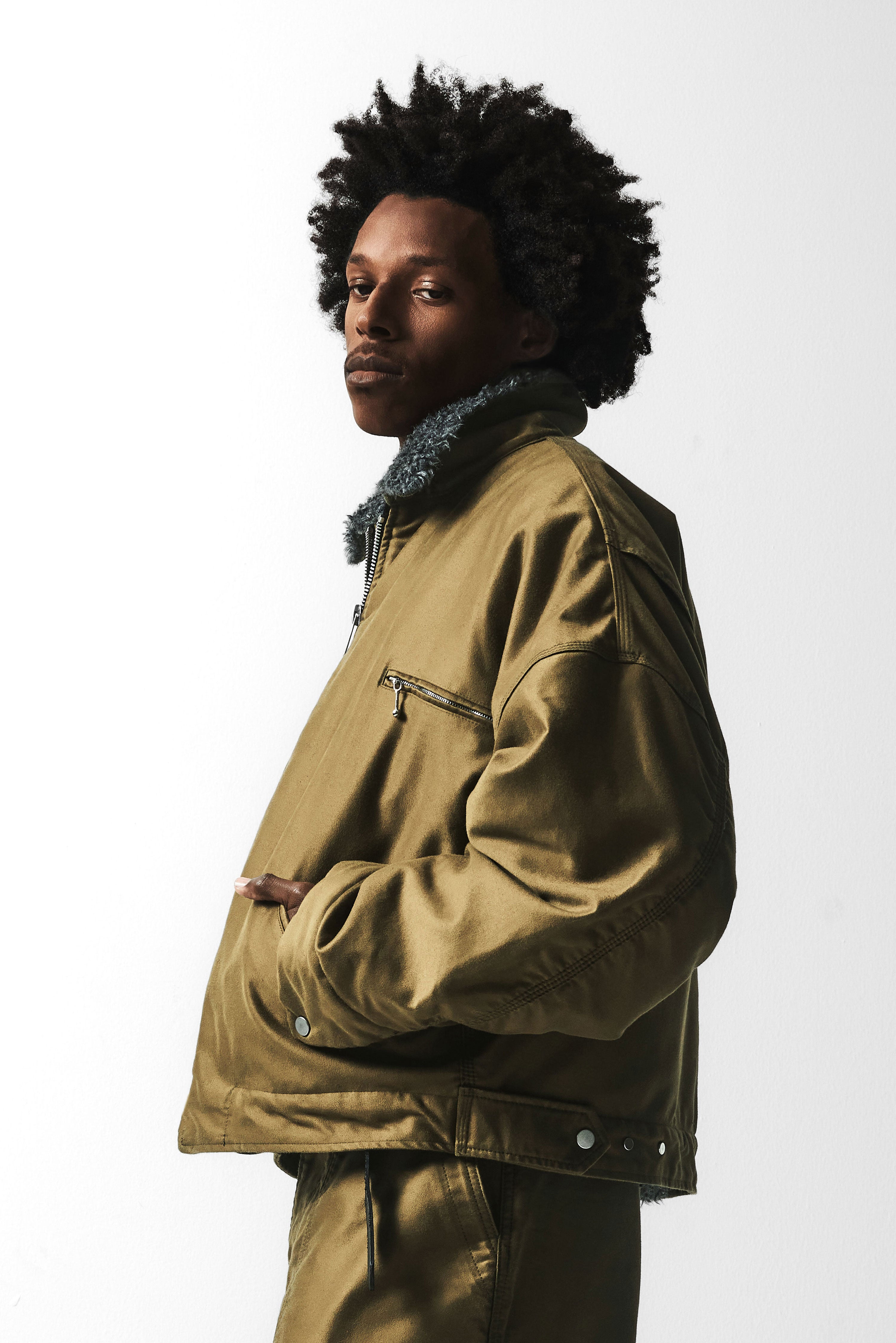 PORT-AU-PRINCE JACKET : ARMY OLIVE