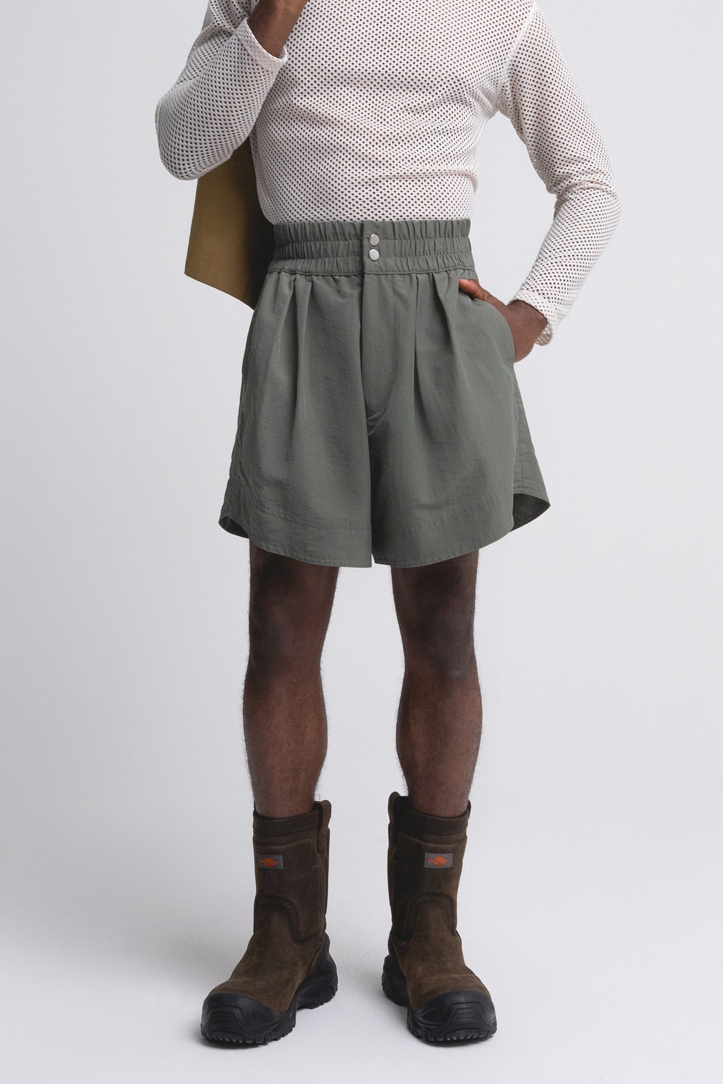 PLEATED TRACK SHORTS : SAGE
