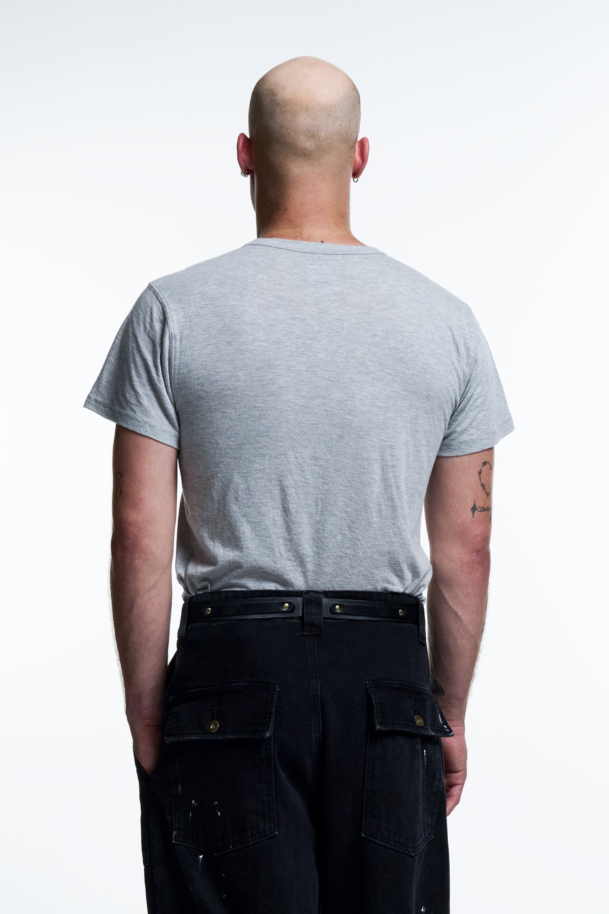 CLASSIC T-SHIRT : GRAY