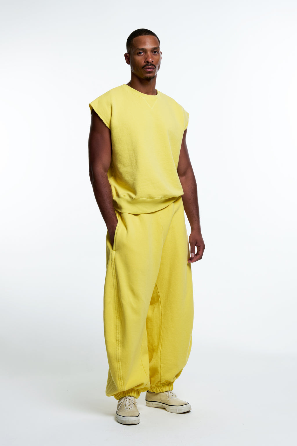 WARPED CLASSIC SWEAT PANT : SF YELLOW