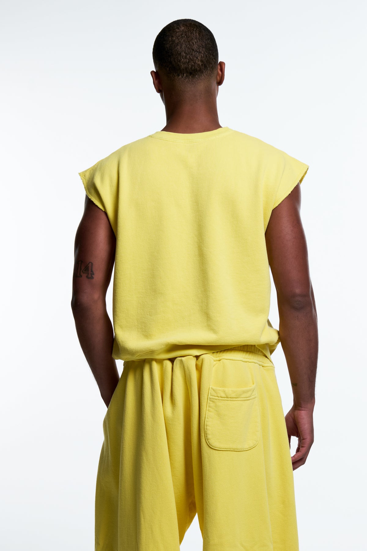SLEEVELESS SWEAT SHIRT : SF YELLOW