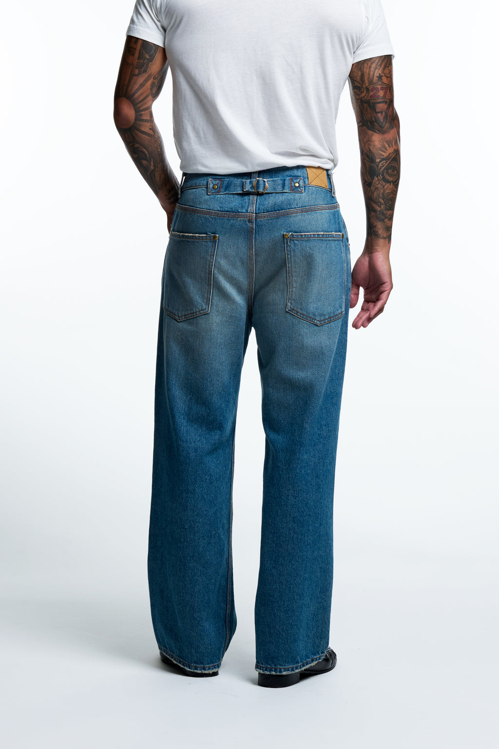 WORKER WIDE-LEG JEANS : LT WASHED INDIGO