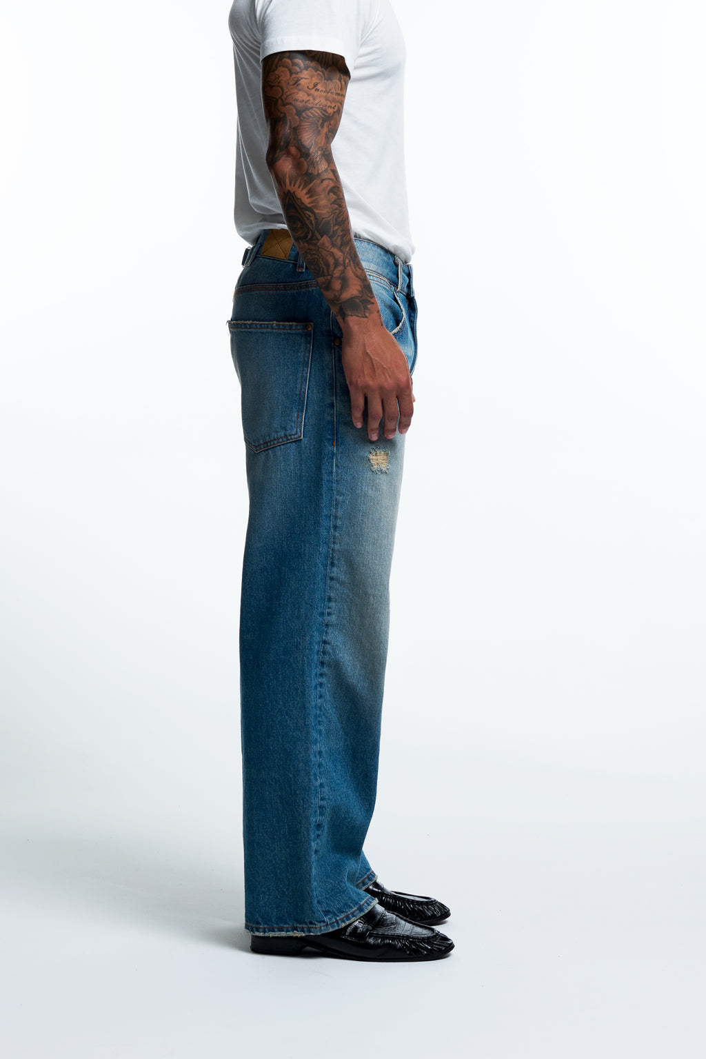 WORKER WIDE-LEG JEANS : LT WASHED INDIGO