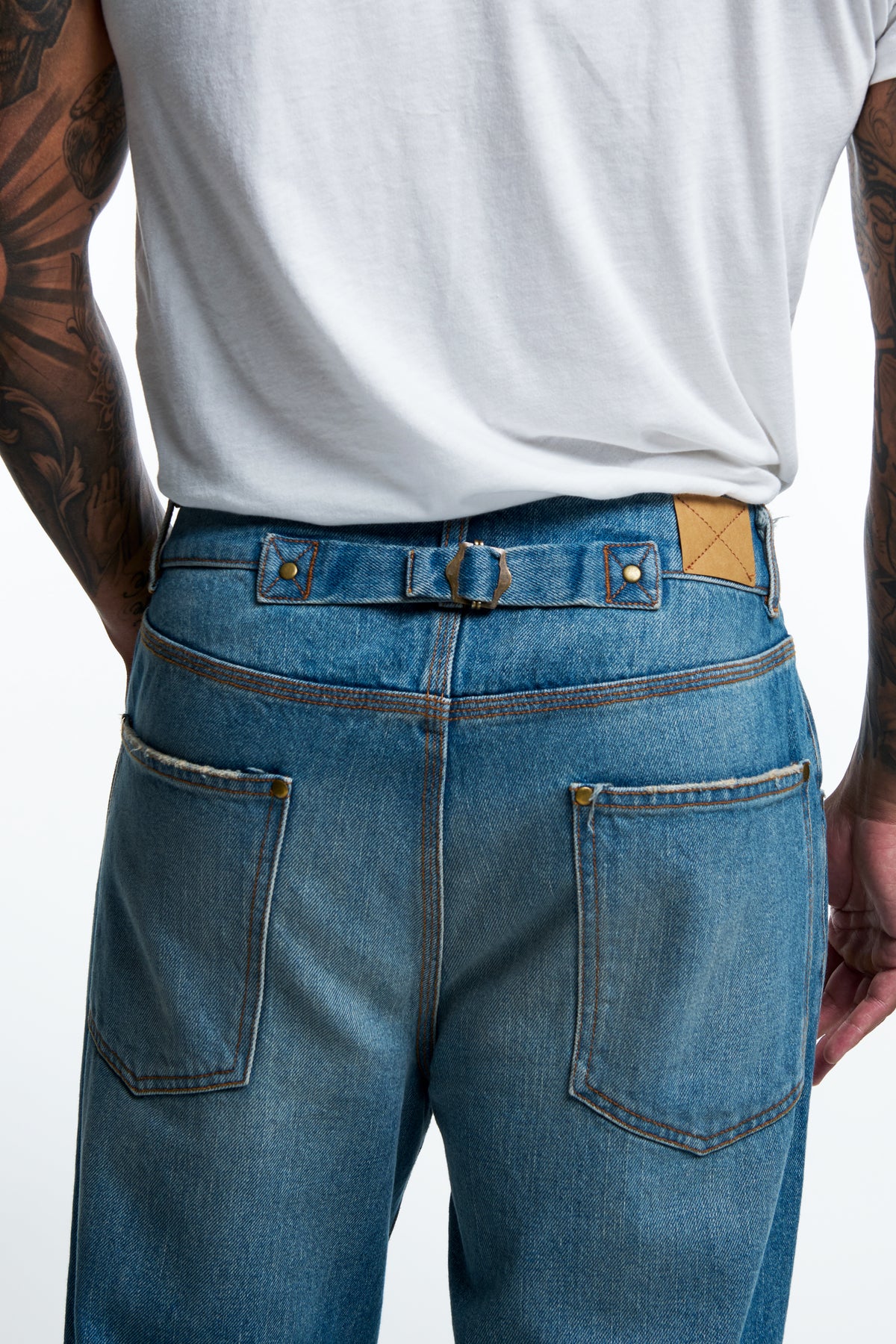 WORKER WIDE-LEG JEANS : LT WASHED INDIGO