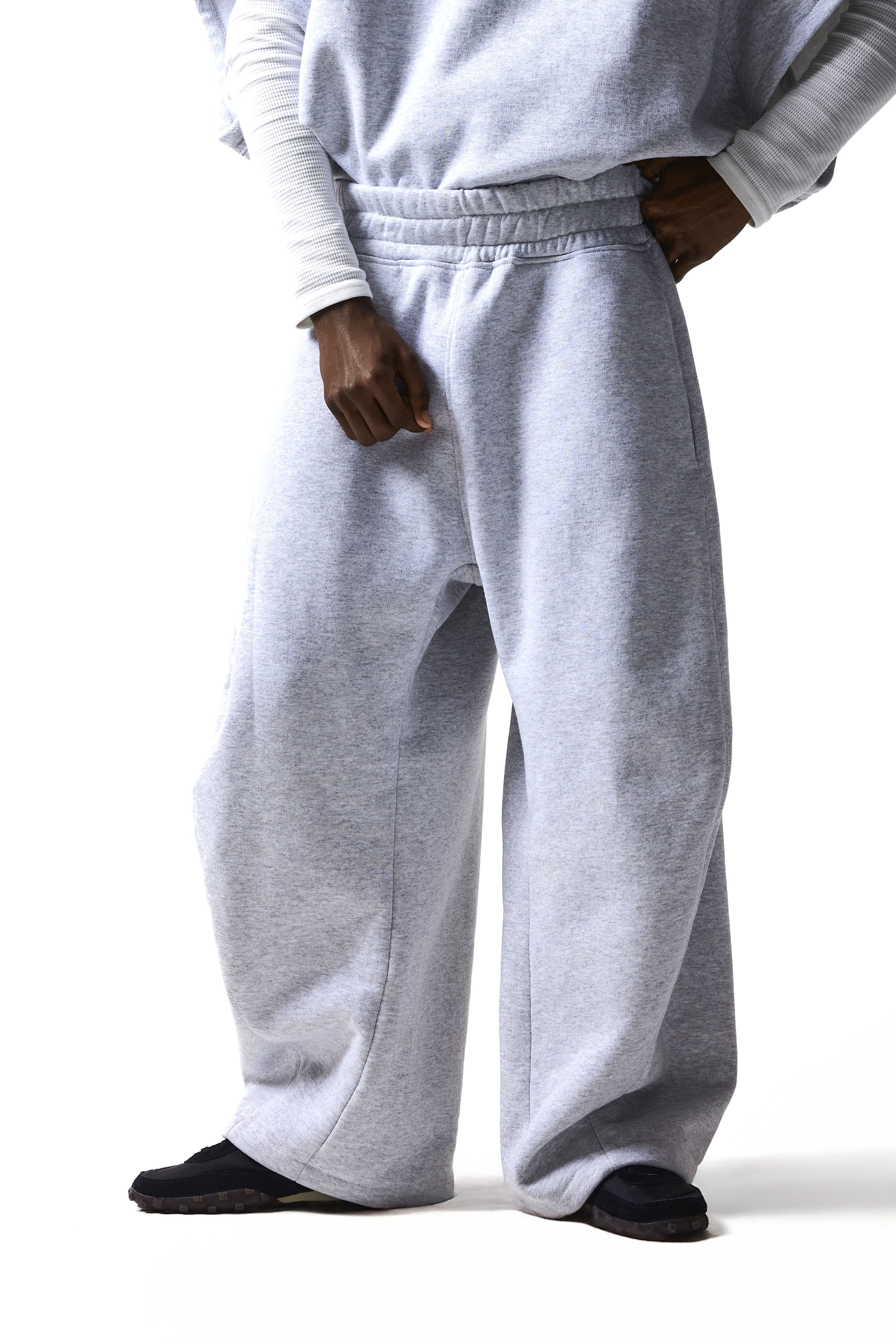 WARPED LOUNGE PANT : HEATHER GRAY
